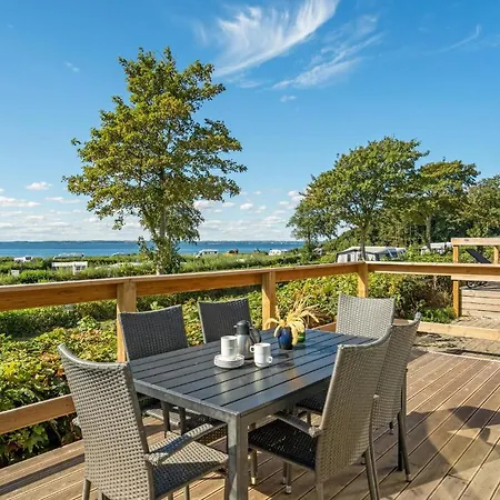 Lovely In With Kitchen Holiday home