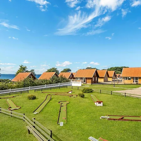 Lovely In With Kitchen Holiday home