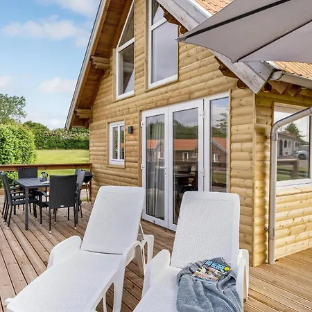 Lovely In With Kitchen Holiday home *